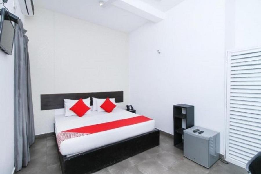 Kings Gate Airport Transit Hotel Katunayake Exterior photo